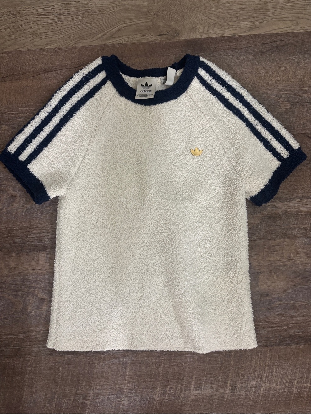 Adidas top size S